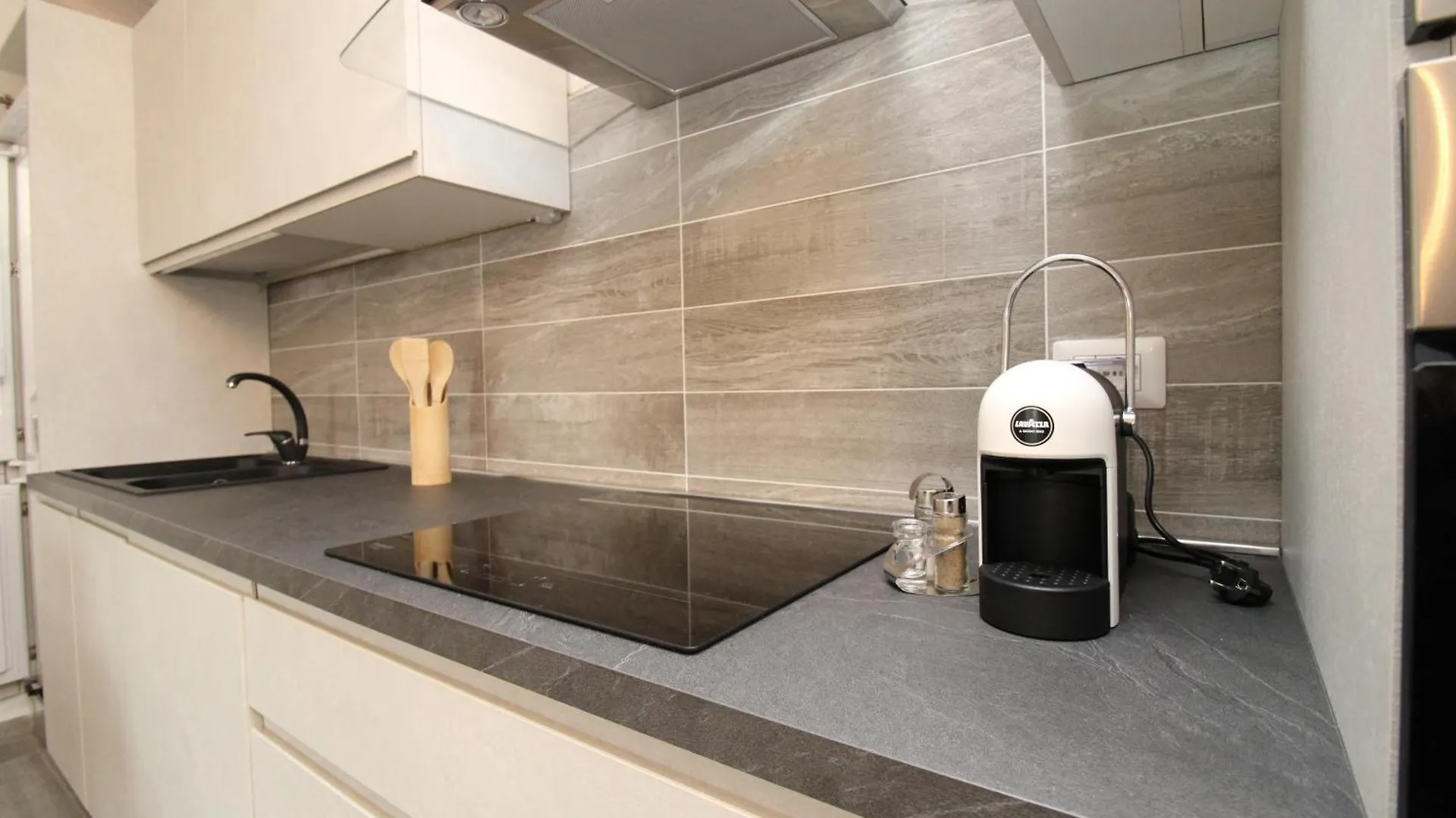 Fewo Arena'S Casa Vacanze La Caletta Lejlighed
