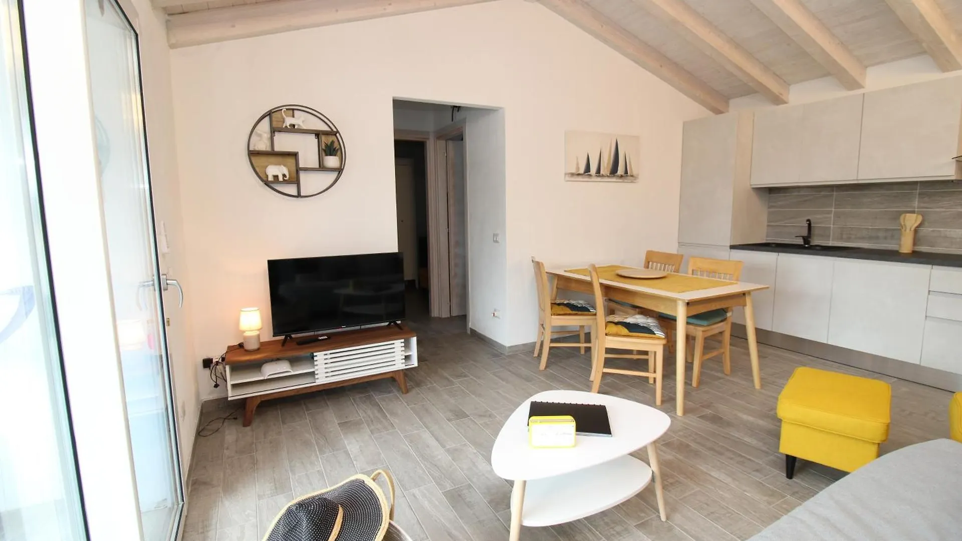 Fewo Arena'S Casa Vacanze La Caletta 0*,